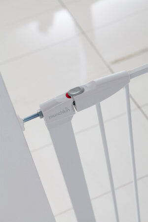 MUNCHKIN drošības vārti 6m+ Auto Close 90236